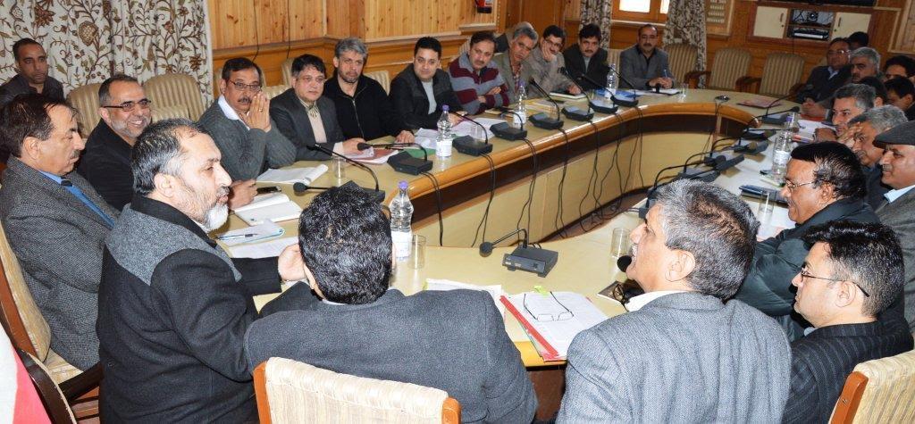 Divisional Commissioner for clean, green Kashmir